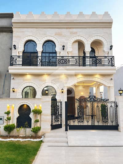 Brand New 5 Marla Spanish/Dubai Style House for Sale in DHA Phase 9 Town, Lahore Brand New 5 Marla Spanish/Dubai Style House for Sale in DHA Phase 9 Town, Lahore