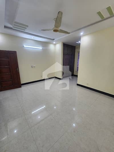 Avail Yourself A Great 10 Marla House In D-12