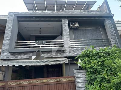 10 Marla Used House For Sale Bharia Town Phase 4