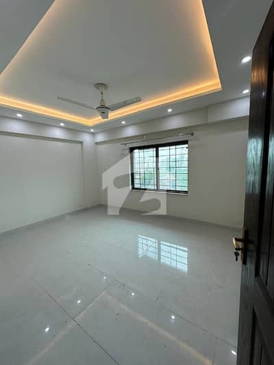3 Bed Apartment Available For Sale in Askari 11 Lahore