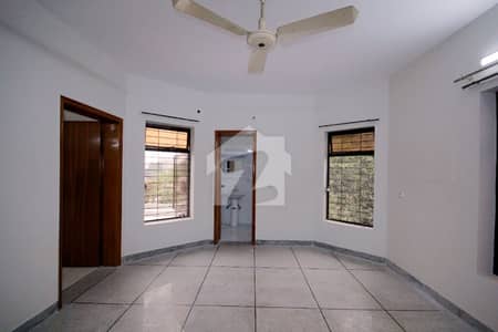 20 Marla Corner House In Stunning DHA Phase 3 - Block Y Is Available For sale 20 Marla Corner House In Stunning DHA Phase 3 - Block Y Is Available For sale