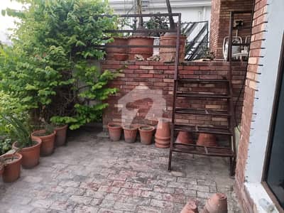 ڈی ایچ اے فیز 3 ڈی ایچ اے ڈیفینس,لاہور میں 2 کمروں کا 15 مرلہ بالائی پورشن 60.0 ہزار میں کرایہ پر دستیاب ہے۔