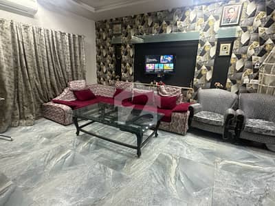 لیک سٹی ۔ سیکٹر ایم ۔ 3 لیک سٹی,رائیونڈ روڈ,لاہور میں 5 کمروں کا 1 کنال مکان 6.5 کروڑ میں برائے فروخت۔