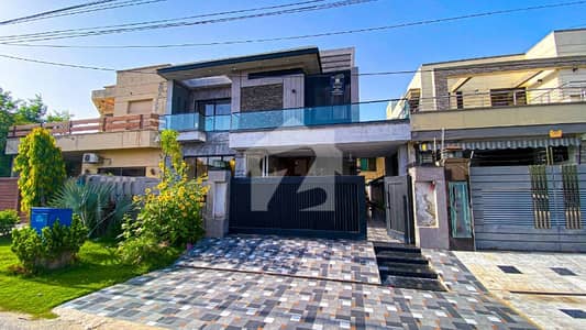 10 Marla House For Sale DHA Phase 8, Air Avenue Extension 10 Marla House For Sale DHA Phase 8, Air Avenue Extension