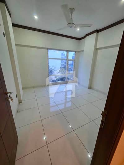 3 bedroom apartment available for rent