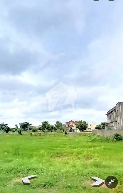 Home Estate Offer. . . . Top Location Trail In DHA Phase 7 Sector U With Meeting