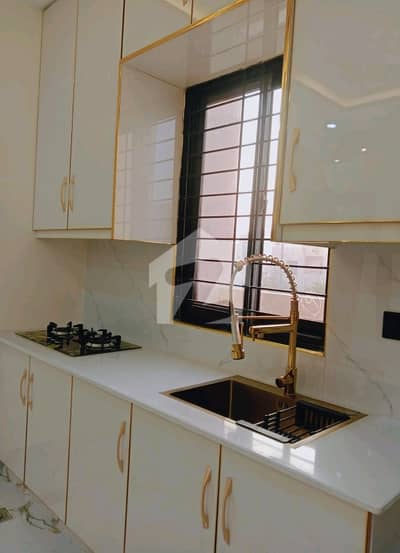 Prime Location Upper Portion Sized 10 Marla In Canal View Housing Scheme