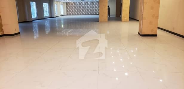 3000 Square Feet Commercial Hall For Rent In Gulberg 2 Lahore