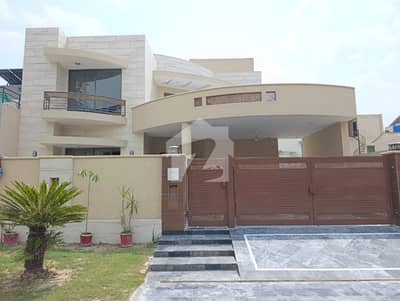 15 Marla Fully Renovated House Luxury House for Sale in Valencia Housing Society Hot Location 15 Marla Fully Renovated House Luxury House for Sale in Valencia Housing Society Hot Location
