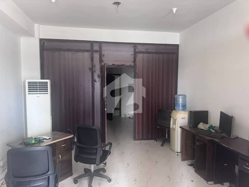 Office Available For Rent Office Available For Rent