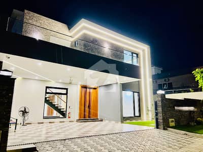 Luxury House For Sale Near Giga Mall