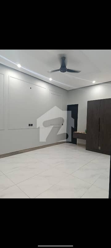 گلشنِ معمار گداپ ٹاؤن,کراچی میں 6 کمروں کا 10 مرلہ مکان 4.5 کروڑ میں برائے فروخت۔ گلشنِ معمار گداپ ٹاؤن,کراچی میں 6 کمروں کا 10 مرلہ مکان 4.5 کروڑ میں برائے فروخت۔