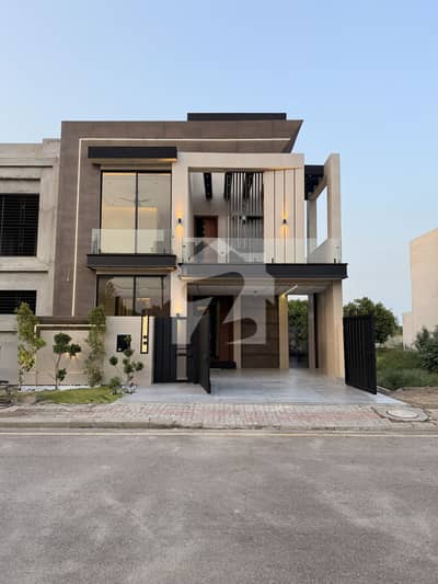 8 Marla Ultra Luxury House Modern Design For Sale In Bahria Orchard Phase 2 C Block Near Zoo & Monument