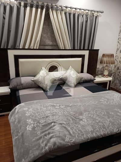 1 Kanal House For Sale In DHA Phase 7 T block