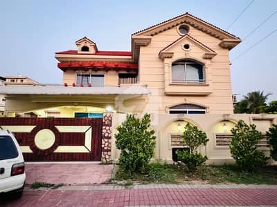 Bahria Town Phase 3 1 Kanal Fully Furnished House for Rent Bahria Town Phase 3 1 Kanal Fully Furnished House for Rent