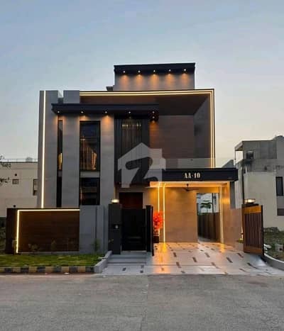 سٹی ہاؤسنگ سوسائٹی گوجرانوالہ میں 5 کمروں کا 10 مرلہ مکان 5.25 کروڑ میں برائے فروخت۔ سٹی ہاؤسنگ سوسائٹی گوجرانوالہ میں 5 کمروں کا 10 مرلہ مکان 5.25 کروڑ میں برائے فروخت۔