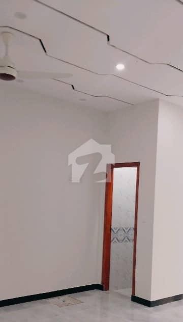 850 Square Feet Flat For Rent In Top City 1