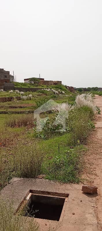 10 Marla plots for sale on moza sadqal