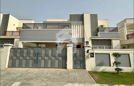 Prime Location 500 Sq. Yards House for Sale in Falcon Complex New Malir