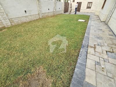 Seaview Apartment Ground Floor GF-2 Available For Sale