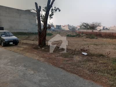 AT THE BACK OF MAIN ROAD 1 KANAL PLOT FOR SALE /TIP PH2 18 MARLA PLOT FOR SALE/ LAHORE PROPERTY FOR SALE AT THE BACK OF MAIN ROAD 1 KANAL PLOT FOR SALE /TIP PH2 18 MARLA PLOT FOR SALE/ LAHORE PROPERTY FOR SALE