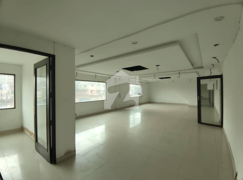 2 Kanal Building For Rent In Gulberg 3 2 Kanal Building For Rent In Gulberg 3