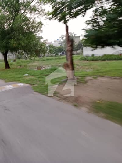 BEAUTIFULL LOCATION IDEAL PLOT FOR SALE/TIP PH2 18 MARLA PLOT FOR SALE/LAHORE PROPERTY FOR SALE BEAUTIFULL LOCATION IDEAL PLOT FOR SALE/TIP PH2 18 MARLA PLOT FOR SALE/LAHORE PROPERTY FOR SALE
