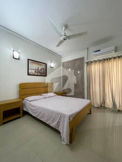 Elegant Fully Furnished 2 Bed Apartment Prime Location