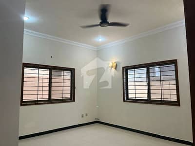 500 Yards Well-Maintained Bungalow For Rent In DHA Phase 6