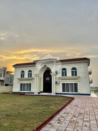4 Kanal Semi-Furnished Luxury Farmhouse for Rent in Gulberg Greens Islamabad