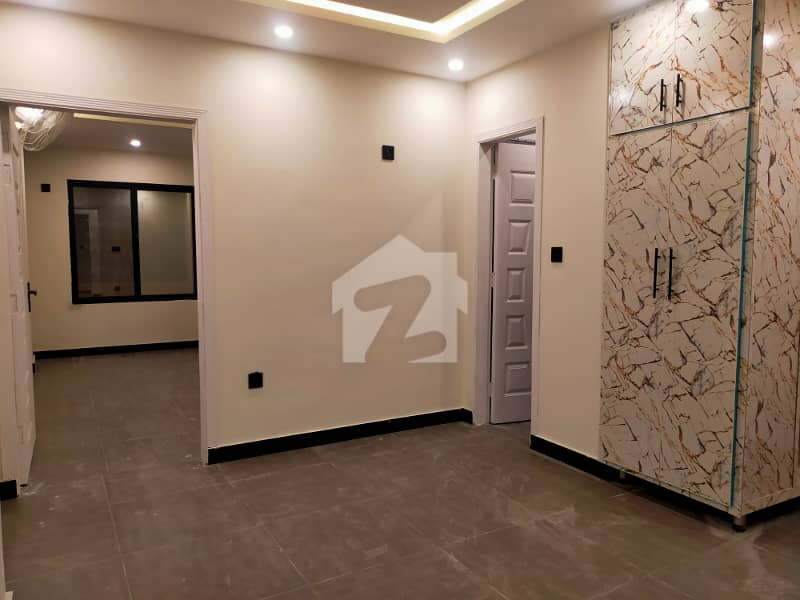 سیٹیلائیٹ ٹاؤن راولپنڈی میں 2 مرلہ Studio دفتر 65.0 ہزار میں کرایہ پر دستیاب ہے۔ سیٹیلائیٹ ٹاؤن راولپنڈی میں 2 مرلہ Studio دفتر 65.0 ہزار میں کرایہ پر دستیاب ہے۔