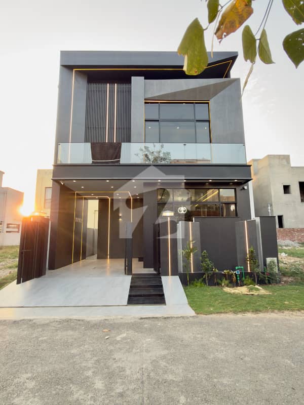 5 MARLA ULTRA LUXURY HOUSE FOR SALE 5 MARLA ULTRA LUXURY HOUSE FOR SALE