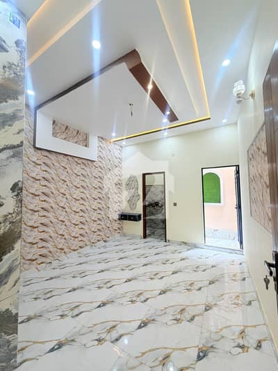 2.5 Marla 2.5 Storey Vvip House For Sale