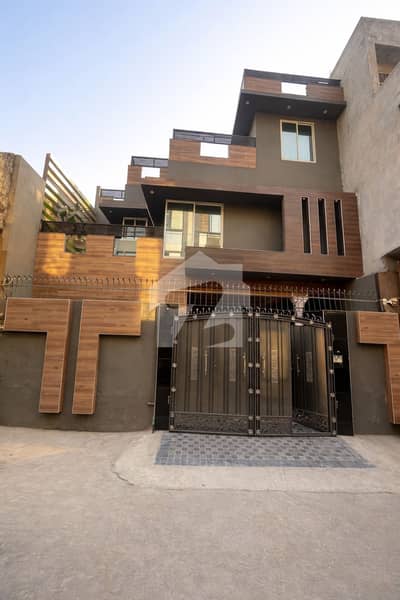 8 Marla | Modern Architecture | Prime Block.