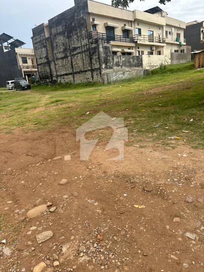 A Spacious 7 Marla Residential Plot In Bahria Town Phase 8 - Usman Block A Spacious 7 Marla Residential Plot In Bahria Town Phase 8 - Usman Block