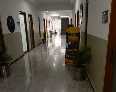 آئی ۔ 8 مرکز آئی ۔ 8,اسلام آباد میں 2 مرلہ Studio دفتر 1.35 لاکھ میں کرایہ پر دستیاب ہے۔