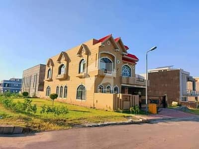 Bahria Town Phase 8 - Block N Residential Plot Sized 10 Marla Is Available For Sale