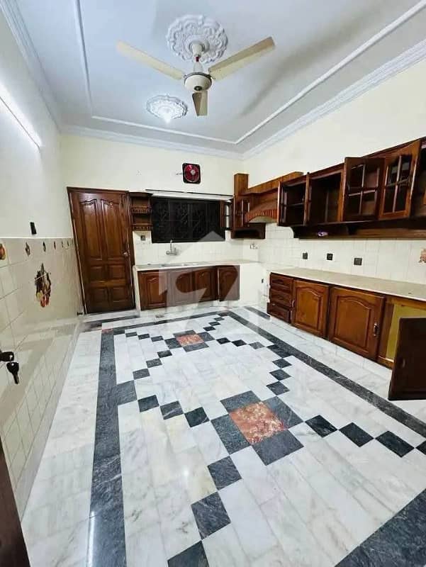 Beautiful Ground Portion Available for Rent Beautiful Ground Portion Available for Rent