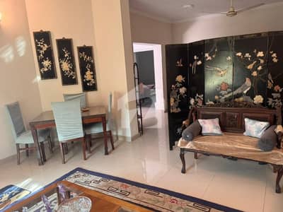 Beautiful 10 Marla 4 Bed Fully Tiled And Semi-Renovated House Available For Urgent Sale!