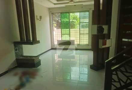 5 Marla Elegent House For Rent DHA Phase 5 Lahore