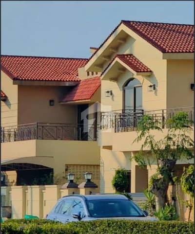 Beautiful 5 Bed Corner Brig House Near To Park And Mosque For Urgent Rent In Askari 10 Sec-F! Beautiful 5 Bed Corner Brig House Near To Park And Mosque For Urgent Rent In Askari 10 Sec-F!