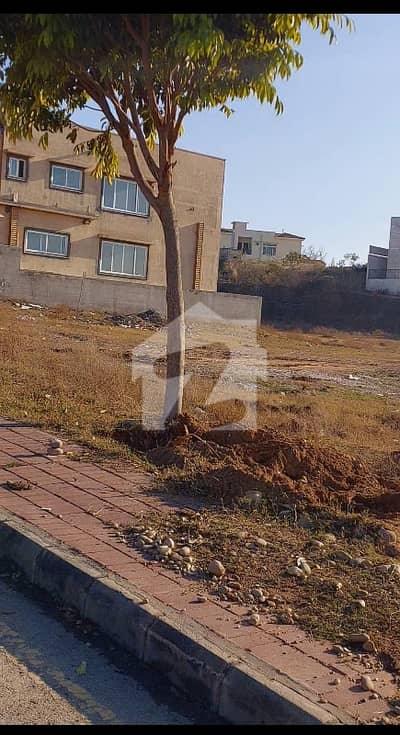 بحریہ گارڈن سٹی - زون 1 بحریہ گارڈن سٹی,بحریہ ٹاؤن,اسلام آباد میں 1 کنال رہائشی پلاٹ 3.5 کروڑ میں برائے فروخت۔ بحریہ گارڈن سٹی - زون 1 بحریہ گارڈن سٹی,بحریہ ٹاؤن,اسلام آباد میں 1 کنال رہائشی پلاٹ 3.5 کروڑ میں برائے فروخت۔