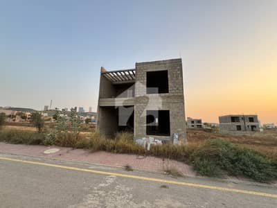 125 Sq Yd Grey Structure Villa For Sale Precinct 10B, Bahria Town Karachi 10 Min from Main Gate | 3/4 Bedroom Planning Under Construction | Save Up to Rs. 2 Million & Finish Your Villa Your Way Call for Details.