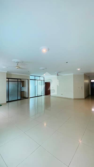 Well-Maintained West Open 3-Bedroom Lounge Upper Portion for Rent | Khayaban-e-Seher, Near City School Junior Campus, DHA Phase-V