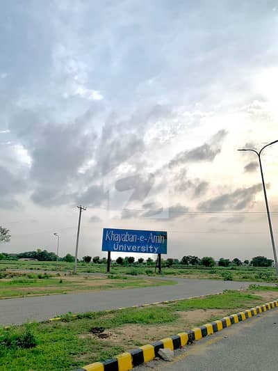 خیابان۔اے۔امین - بلاک ایس خیابانِ امین,لاہور میں 1 کنال رہائشی پلاٹ 1.9 کروڑ میں برائے فروخت۔ خیابان۔اے۔امین - بلاک ایس خیابانِ امین,لاہور میں 1 کنال رہائشی پلاٹ 1.9 کروڑ میں برائے فروخت۔