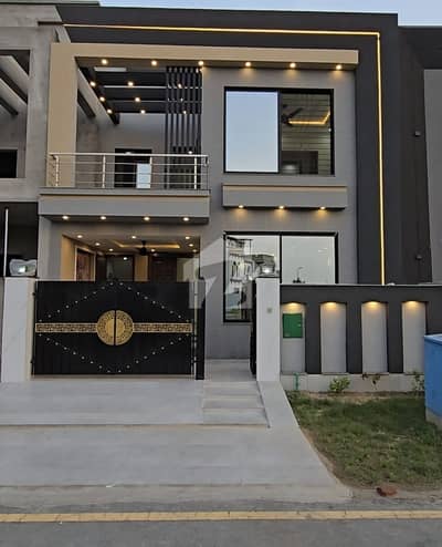 5 Marla Brand New House for Sale in Bahria Nasheman, Lahore