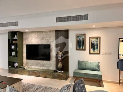 EMAAR 3 BEDROOMS  APARTMENT RENT  FULLY FURNISHED  SEA FACING