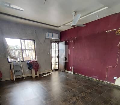 Ideal Prime Location Penthouse For Sale In Sharfabad