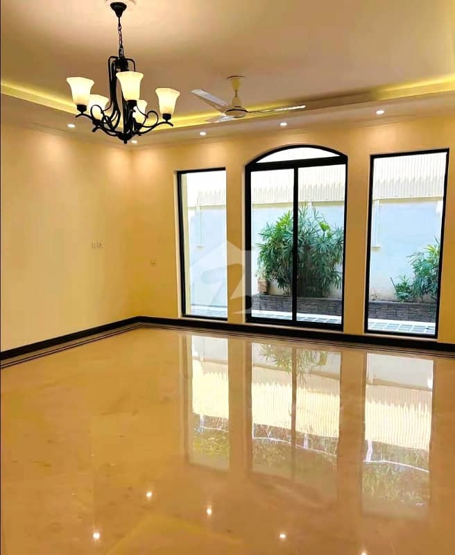 Beautiful Luxurious 7 Bedroom House Beautiful Luxurious 7 Bedroom House