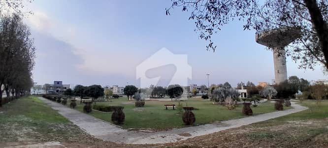 نیو لاہور سٹی فیز 3 ۔ بلاک اے نیو لاہور سٹی ۔ فیز 3,نیو لاهور سٹی,لاہور میں 1 کنال رہائشی پلاٹ 95.0 لاکھ میں برائے فروخت۔